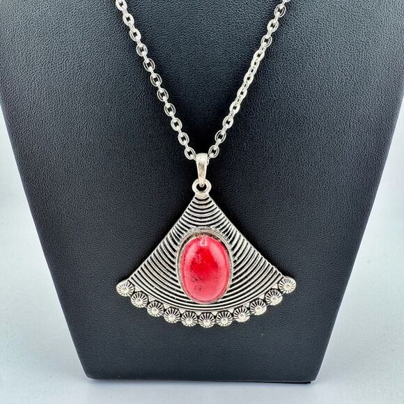 Vintage Tribal Triangle Pendant Necklace Pink Stone Boho Chic Versatile Fan - Picture 6 of 12
